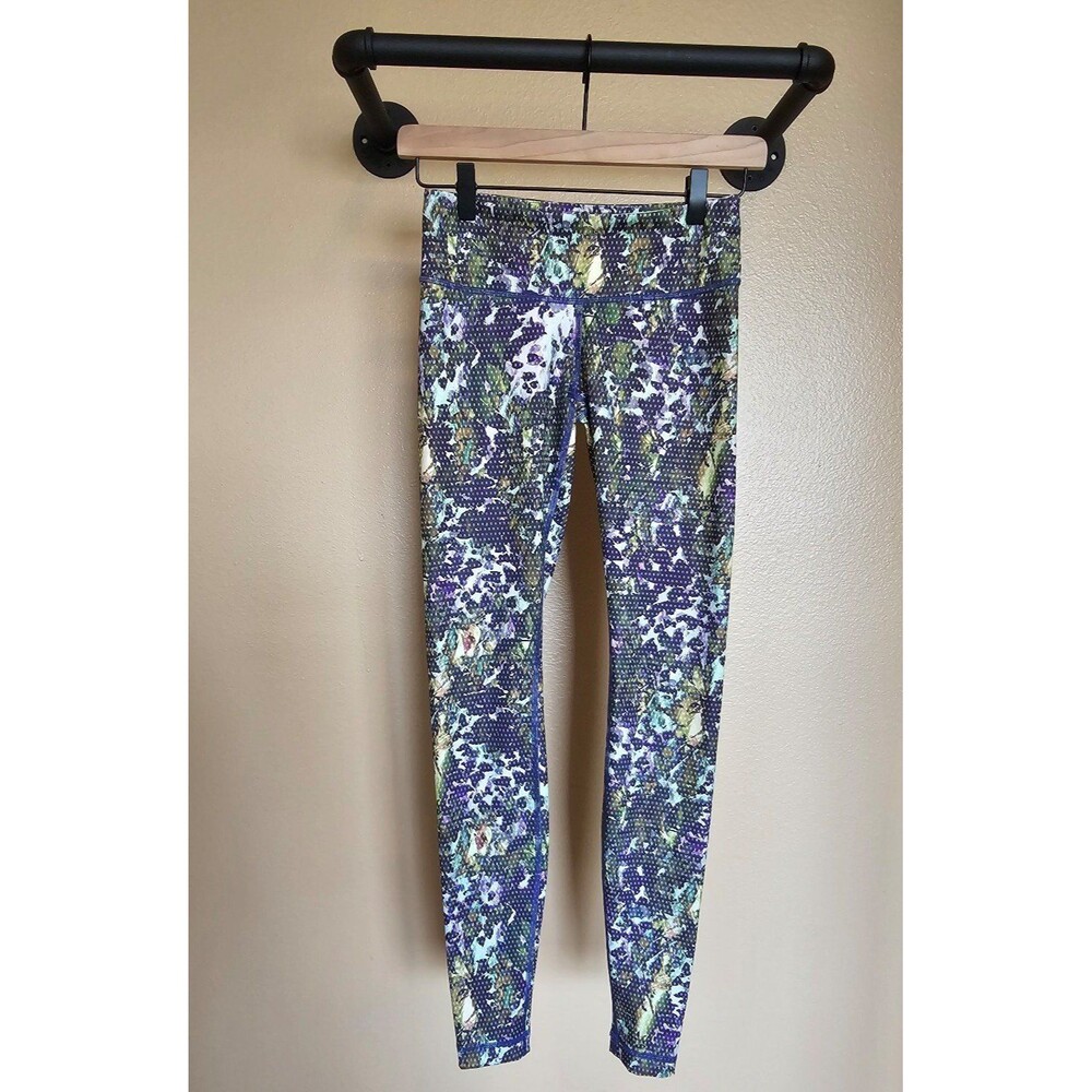 Lululemon Wunder Under Pant Floral Sport Backdrop Iris Flower‎ Size 4 Leggings